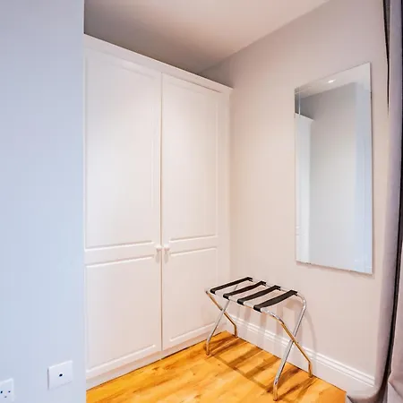 Dockview Port 2 Apartment Galway